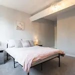 Host & Stay - Chatsworth Townhouse I