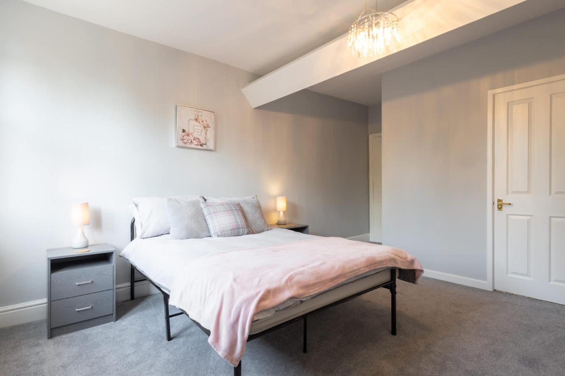 Host & - Chatsworth Townhouse I *