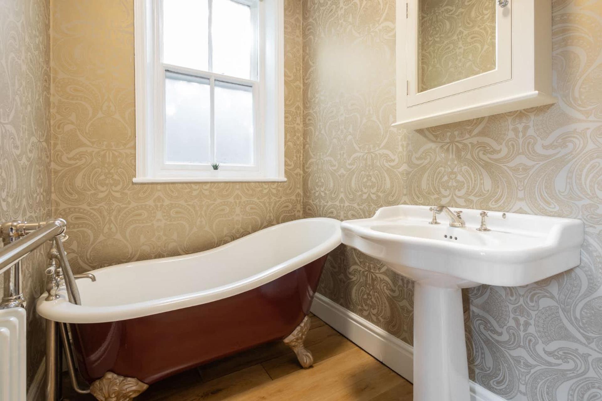 Host & - Chatsworth Townhouse I *